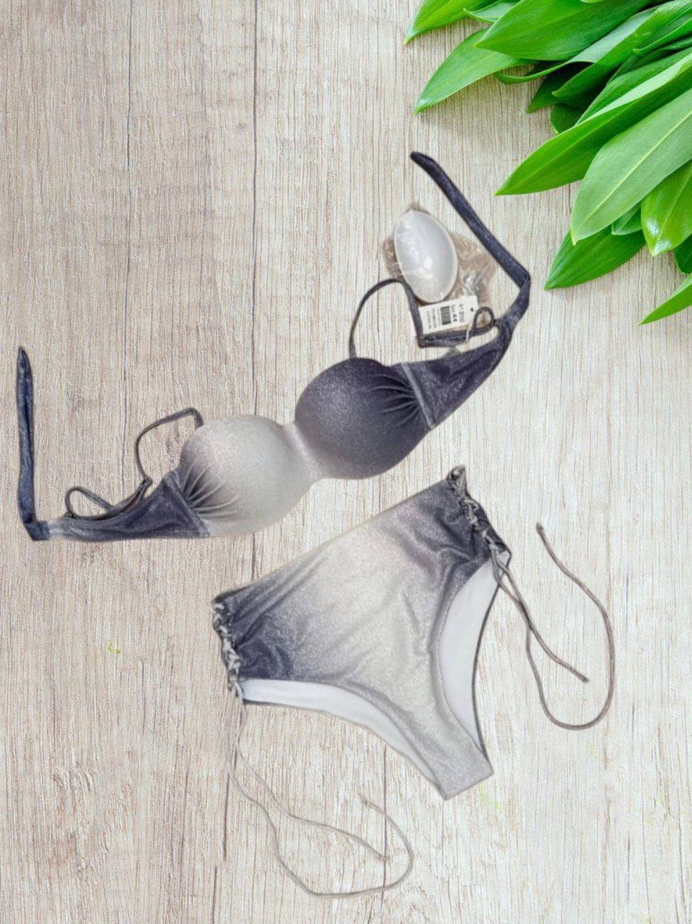 Bikini a Fascia in Tessuto Lurex Argento e Bianco - Taglia 42/M - immagine 3
