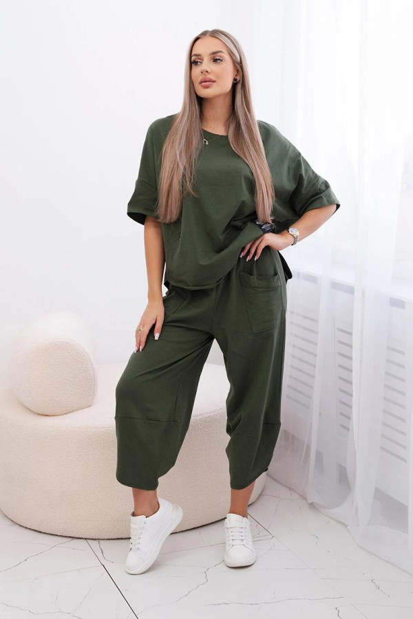 Tuta modello Japan a mezza manica in leggerissimo tessuto di viscosa in colore verde militare