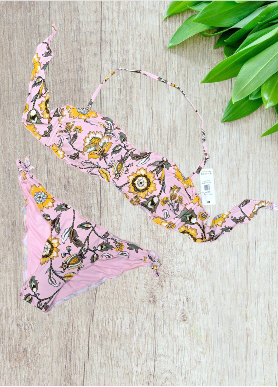 Bikini a fascia con stampa floreale su base rosa - taglia 46/XL - immagine 2