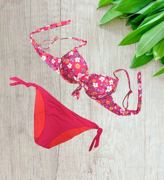 Bikini con coppe push up in colore fucsia floreale taglia 44/L - immagine 2
