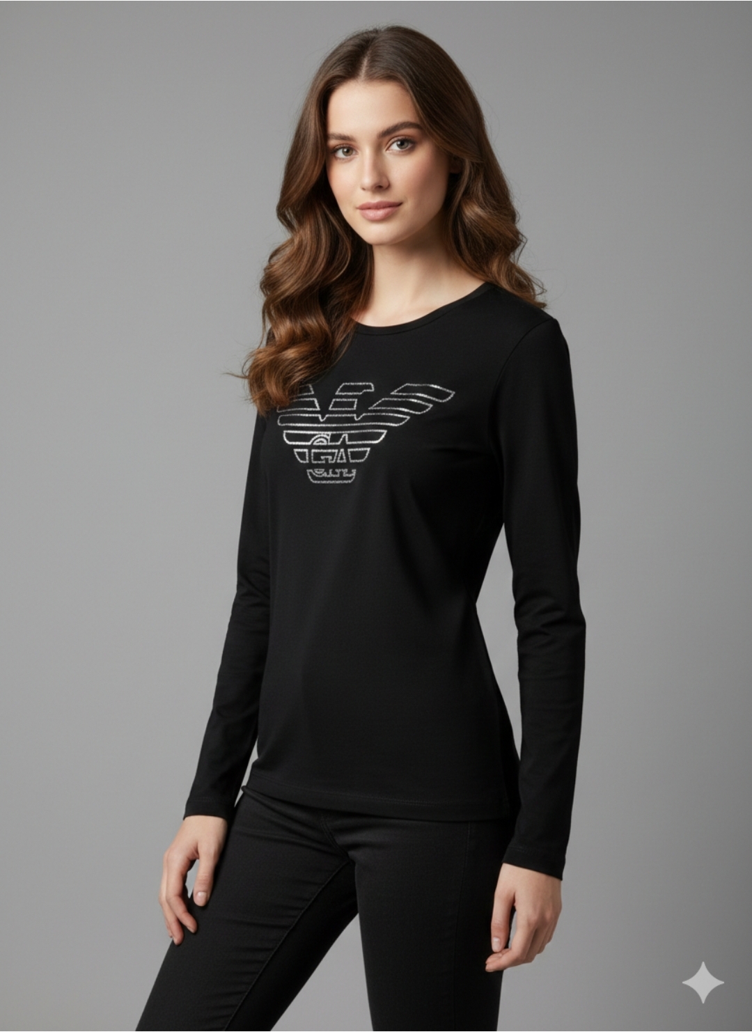 Maglia marca Emporio Armani a maniche lunghe e in Cotone con Logo Argento