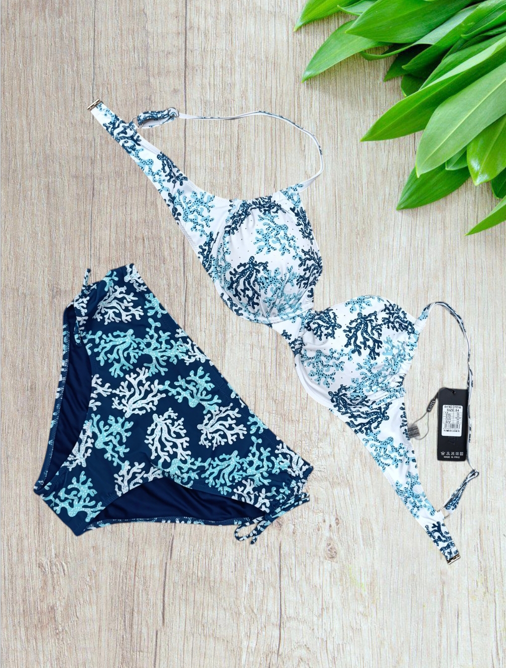 Bikini Corallo & Mare - Eleganza e Comfort in Taglia 54 - immagine 4