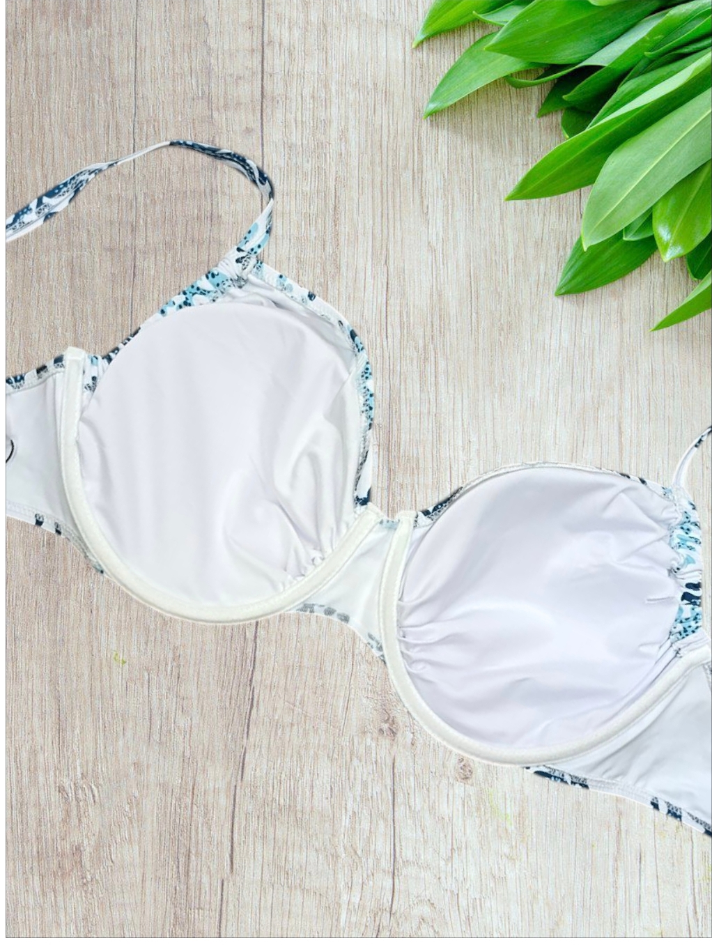 Bikini Corallo & Mare - Eleganza e Comfort in Taglia 54 - immagine 8