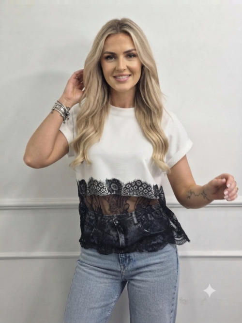 Maglia Ethereal Chic - modello Casual con Pizzo Trasparente