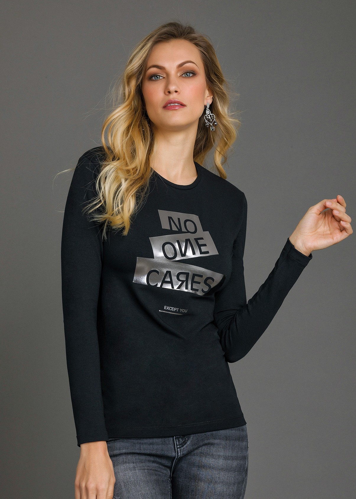 Jadea - Maglia Sottogiacca "No One Cares Except You"